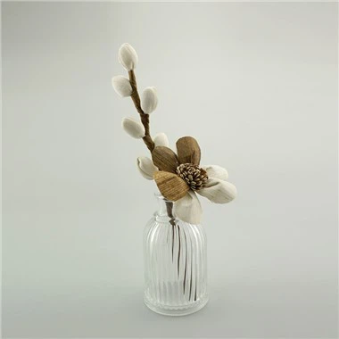 Sola medienos difuzoriaus gėlės